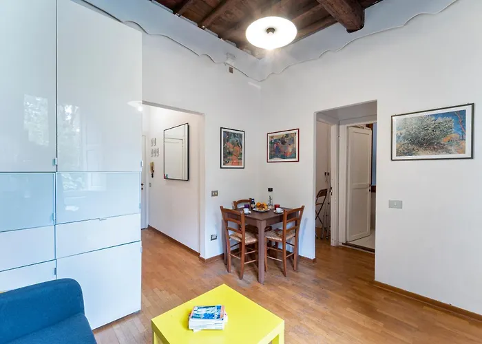 Unyca - Alfani Florence